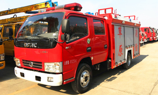2－2.5吨东风水罐消防车